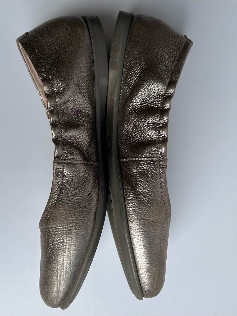 Ecco Women's Metallic Pewter Leather Ballet Flats